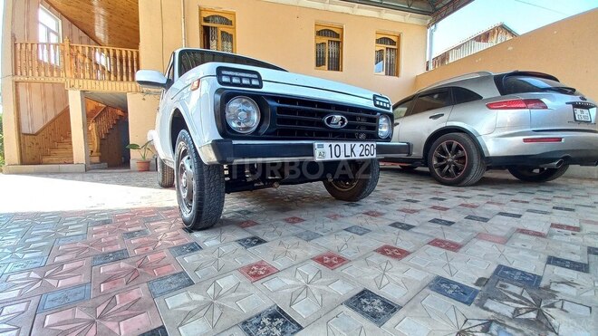 LADA (VAZ) Niva