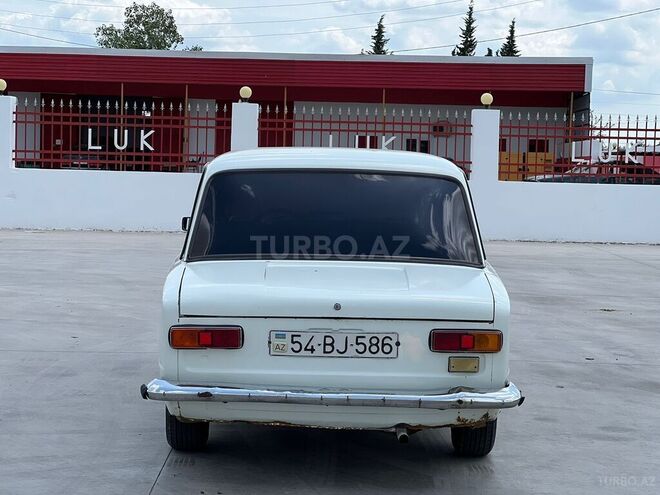 LADA (VAZ) 21011