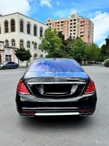 Mercedes S 500