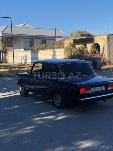 LADA (VAZ) 2107