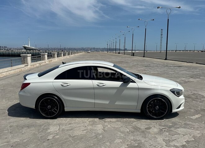 Mercedes CLA 250