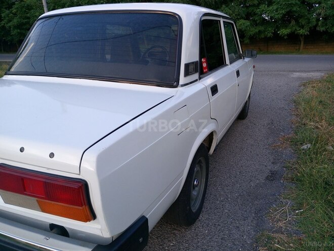 LADA (VAZ) 2107