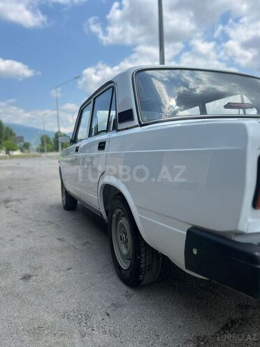 LADA (VAZ) 2107