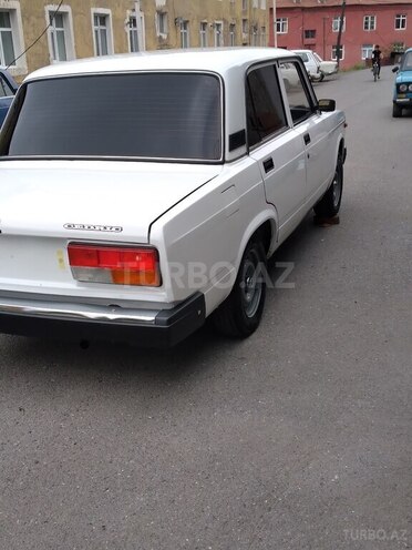 LADA (VAZ) 2107