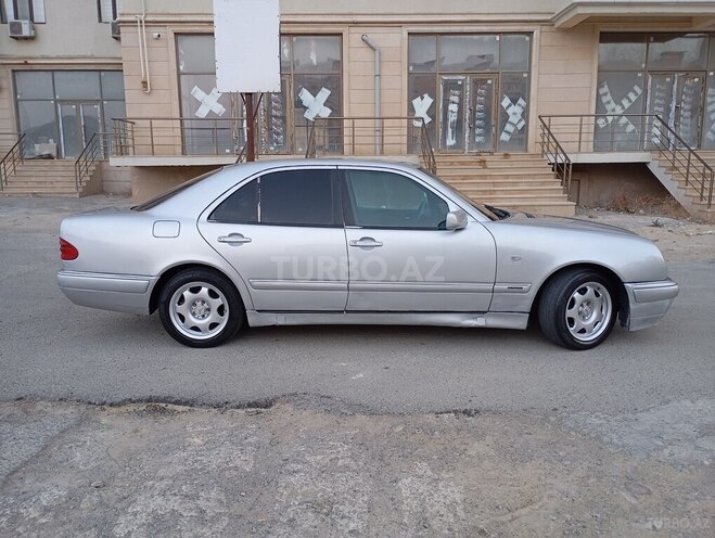 Mercedes C 230 1995, 32,000 km - 2.3 л - Bakı