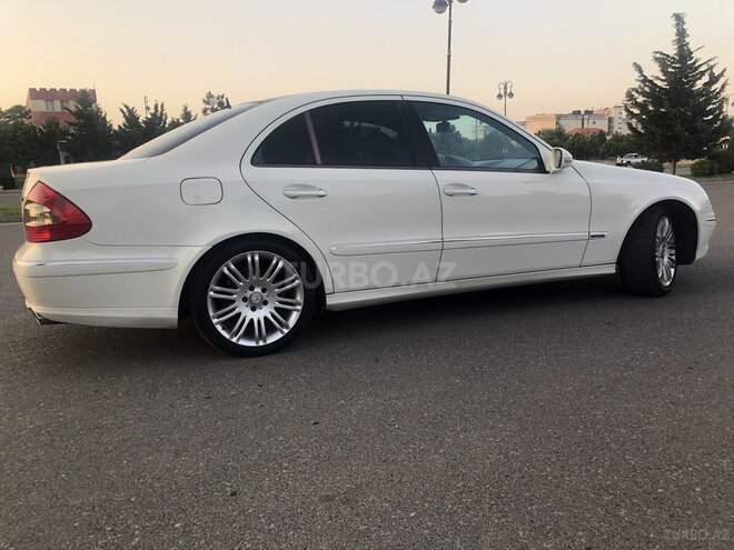 Mercedes E 280