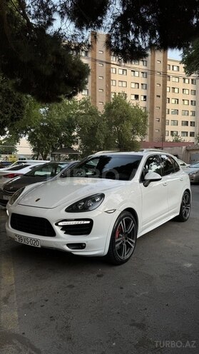 Porsche Cayenne GTS