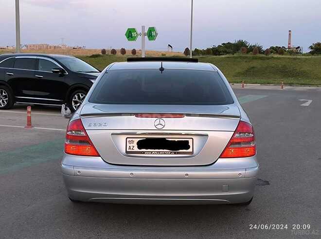 Mercedes E 320