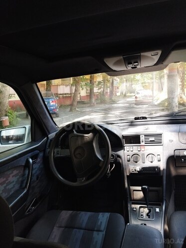 Mercedes C 220 1993, 200,000 km - 2.2 l - Qəbələ