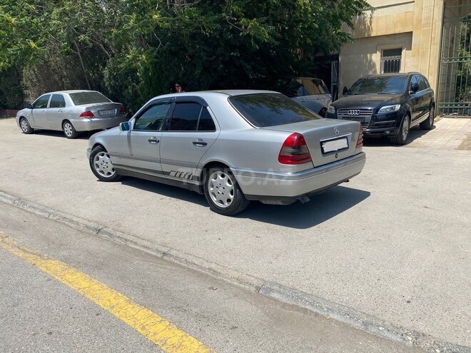 Mercedes C 200 1994, 497,481 km - 2.0 l - Bakı
