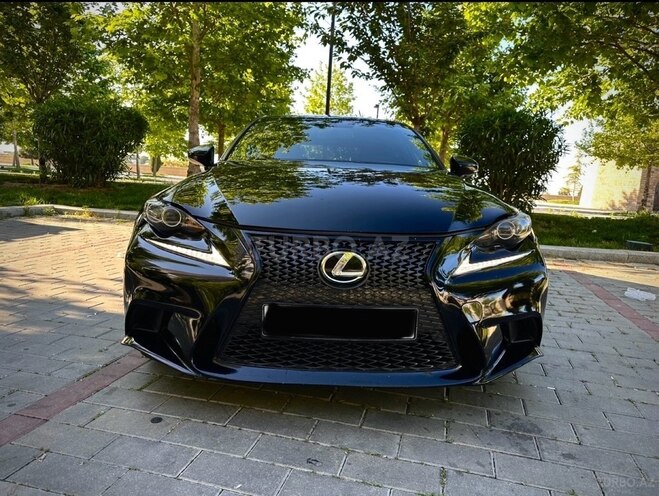 Lexus IS 200t