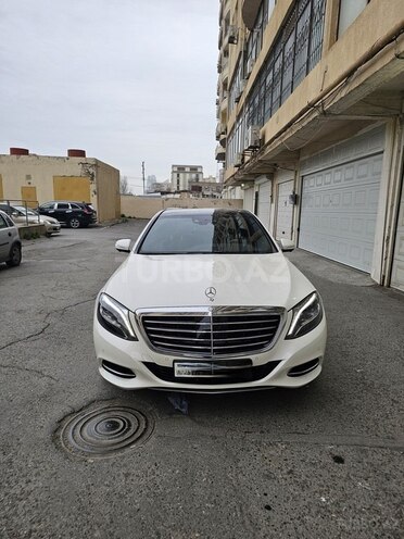 Mercedes S 400