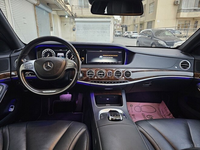 Mercedes S 400