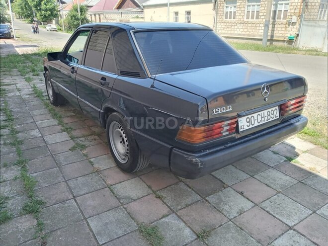 Mercedes 190 1992, 123,000 km - 2.0 л - Qazax