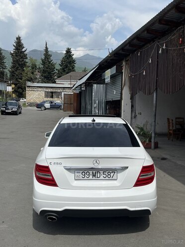 Mercedes C 250