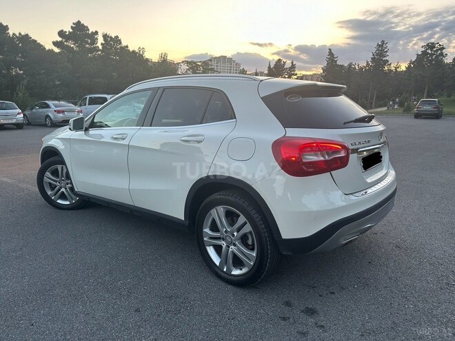 Mercedes GLA 250 4MATIC