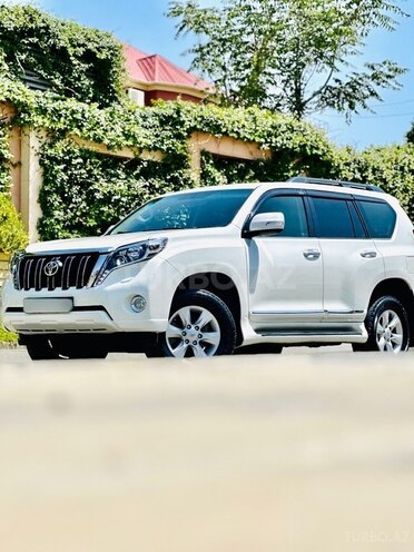 Toyota Land Cruiser Prado