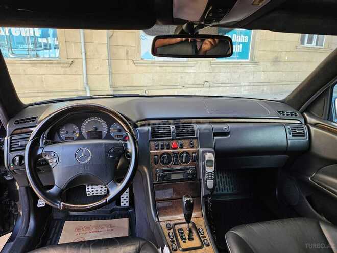 Mercedes E 270