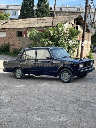 LADA (VAZ) 2107