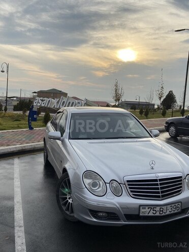 Mercedes E 320