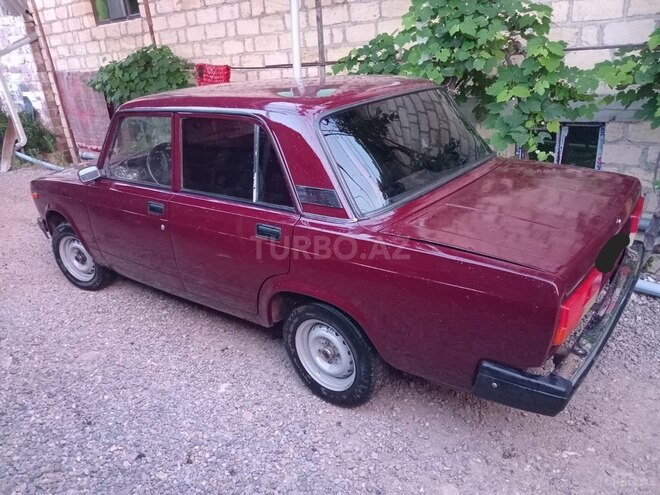 LADA (VAZ) 2107