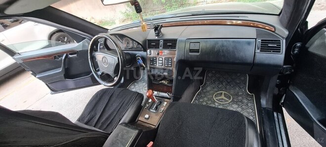 Mercedes C 220