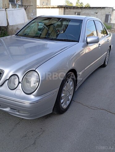 Mercedes E 220 d