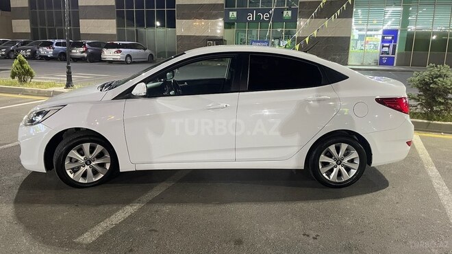 Hyundai Accent 2016, 180,000 km - 1.4 l - Bakı