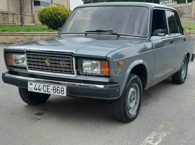 LADA (VAZ) 2107