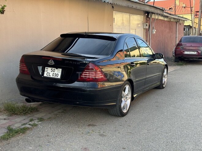 Mercedes C 230