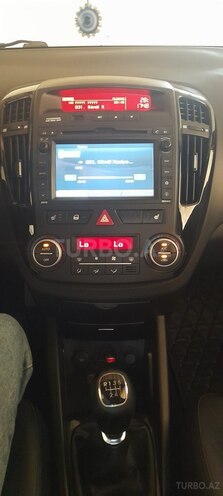 Kia Ceed 2011, 197,000 km - 1.6 l - Masallı