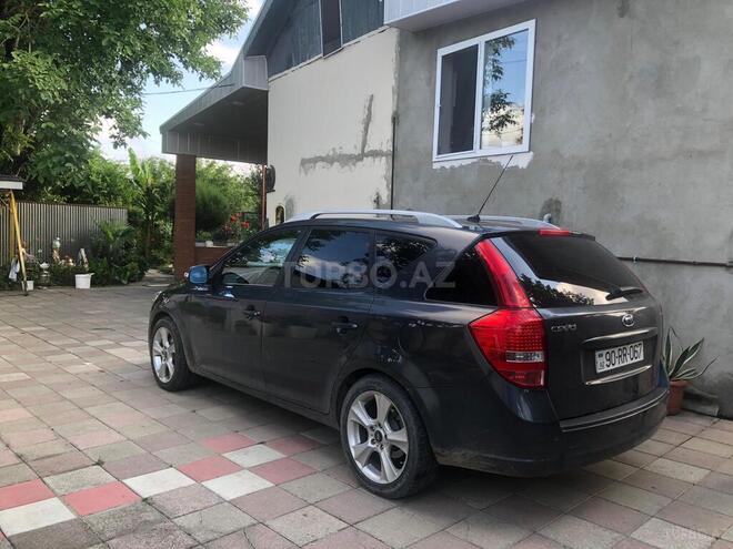 Kia Ceed 2011, 197,000 km - 1.6 l - Masallı