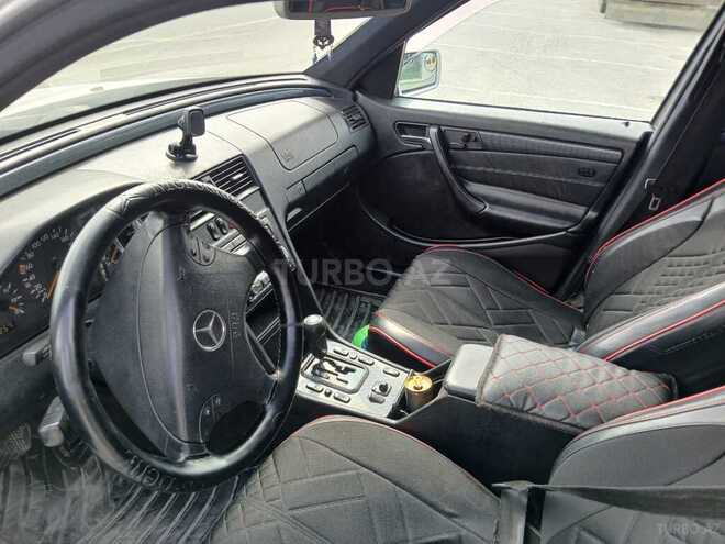 Mercedes C 220 1998, 290,000 km - 2.2 l - Bakı