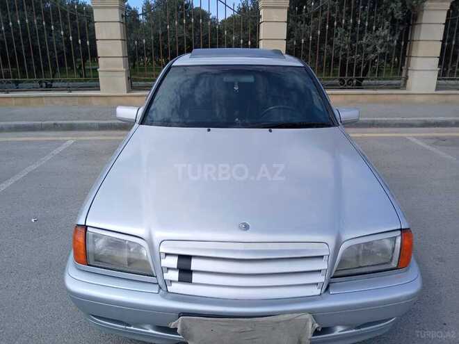 Mercedes C 220 1998, 290,000 km - 2.2 l - Bakı