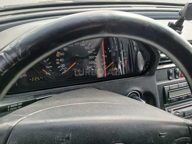 Mercedes C 220 1998, 290,000 km - 2.2 l - Bakı
