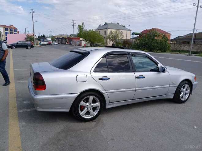 Mercedes C 220 1998, 290,000 km - 2.2 l - Bakı
