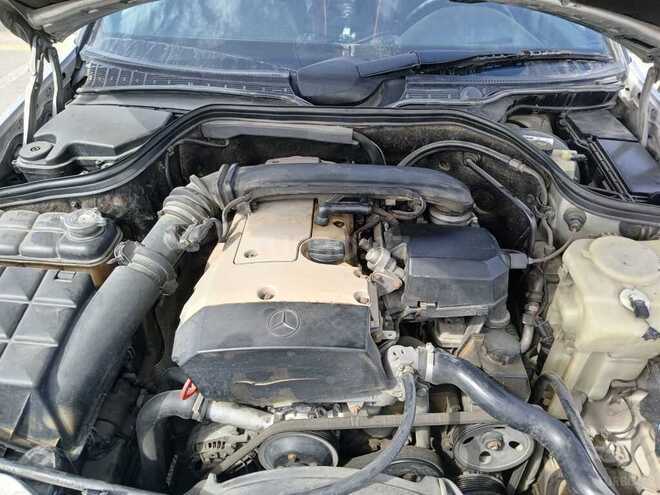 Mercedes C 220 1998, 290,000 km - 2.2 l - Bakı