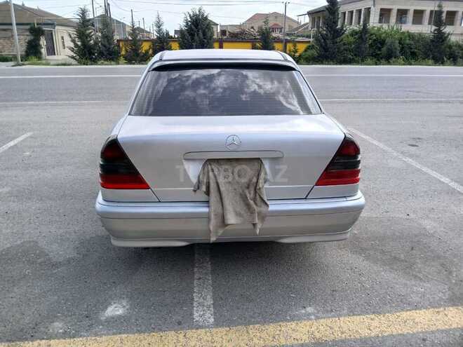 Mercedes C 220 1998, 290,000 km - 2.2 l - Bakı