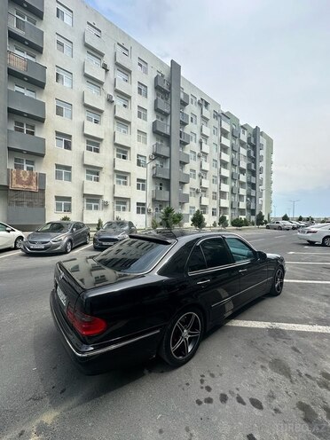 Mercedes E 280