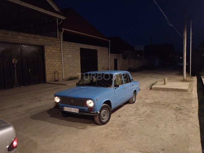 LADA (VAZ) 21011