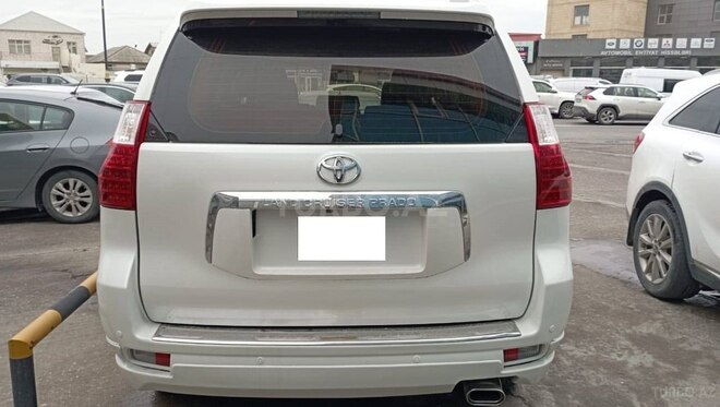 Toyota Land Cruiser Prado 2011, 172,000 km - 2.7 л - Bakı