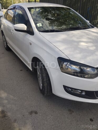 Volkswagen Polo 2012, 311,940 km - 1.6 l - Şəki