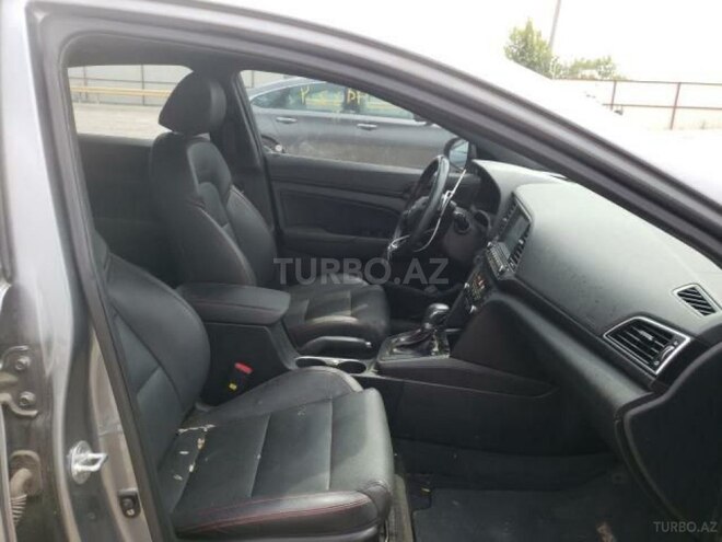 Hyundai Elantra 2017, 95,000 km - 1.6 l - Bakı