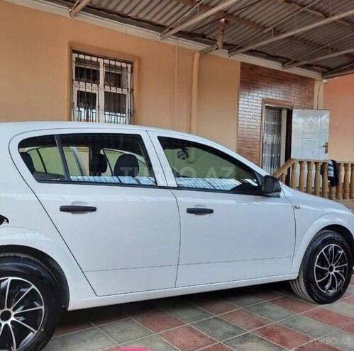 Opel Astra 2008, 268,741 km - 1.4 л - Beyləqan