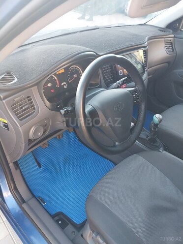 Kia Rio 2009, 250,000 km - 1.4 l - Bakı