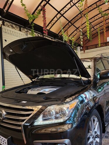 Lexus LX 570 2014, 125,690 km - 5.7 l - Bakı