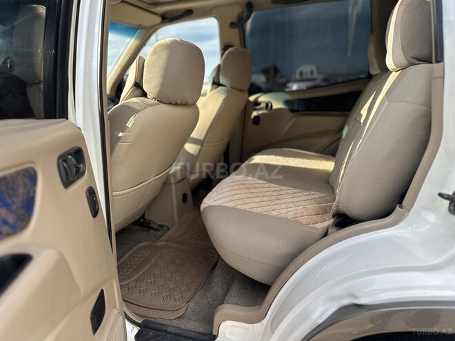 Nissan Terrano 2002, 298,363 km - 2.4 l - Sumqayıt