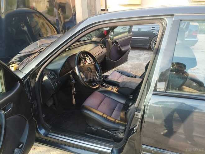 Mercedes C 220 d 2000, 320,597 km - 2.2 l - Bakı