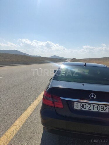 Mercedes E 220 2012, 329,403 km - 2.2 l - Bakı