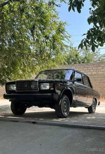 LADA (VAZ) 2107 2011, 52,580 km - 1.6 l - Salyan